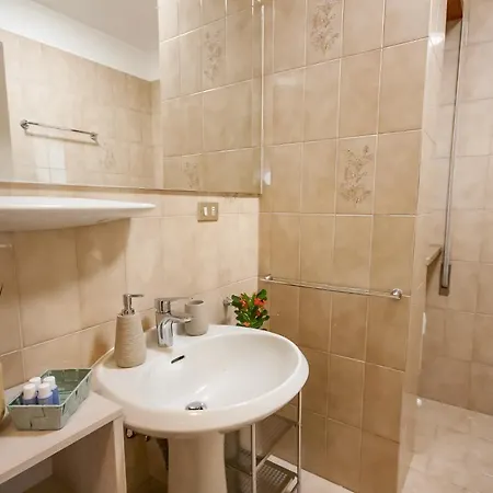 Tranquillo Bilocale Vicino Al Centro Storico Apartment Bolzano Exterior photo